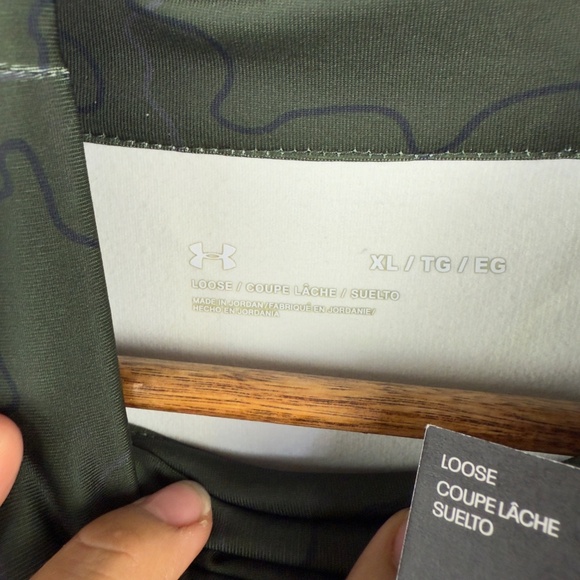 UNDER ARMOUR UA cold weather funnel neck sweater loose fuller cut size XL - Picture 7 of 8